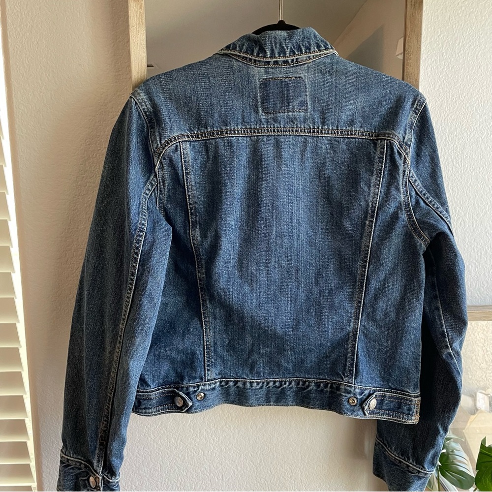 LEVI’S 💙Denim Jacket - Picture 5 of 14
